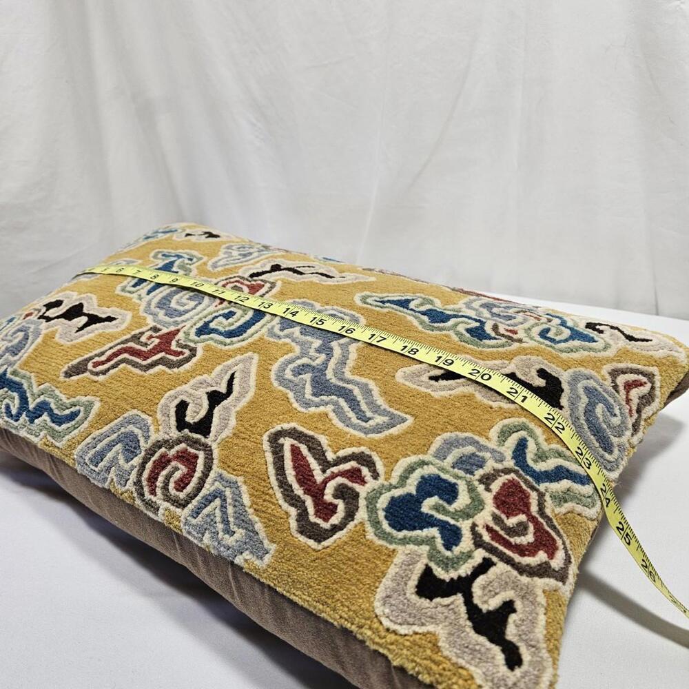 Mitchell Gold & Bob Williams 14" Lumbar Support Hand Spun Wool & Down - Picture 8 of 12